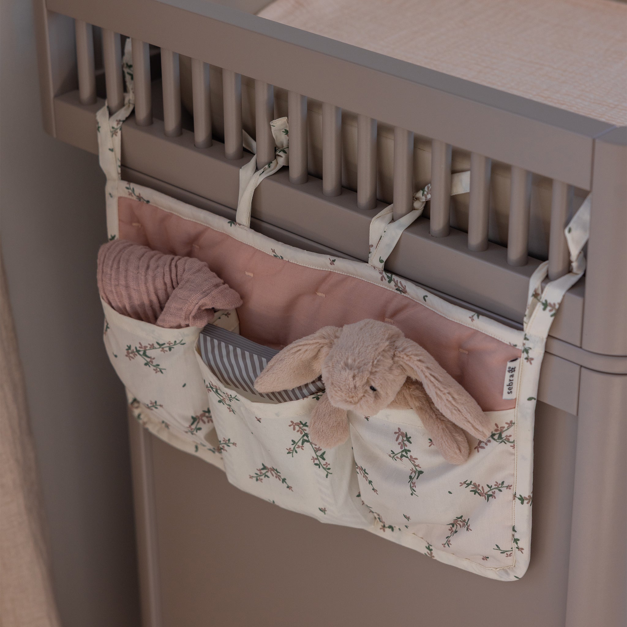 801120007-1.jpg